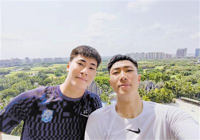 在线欧美精品一区二区三区