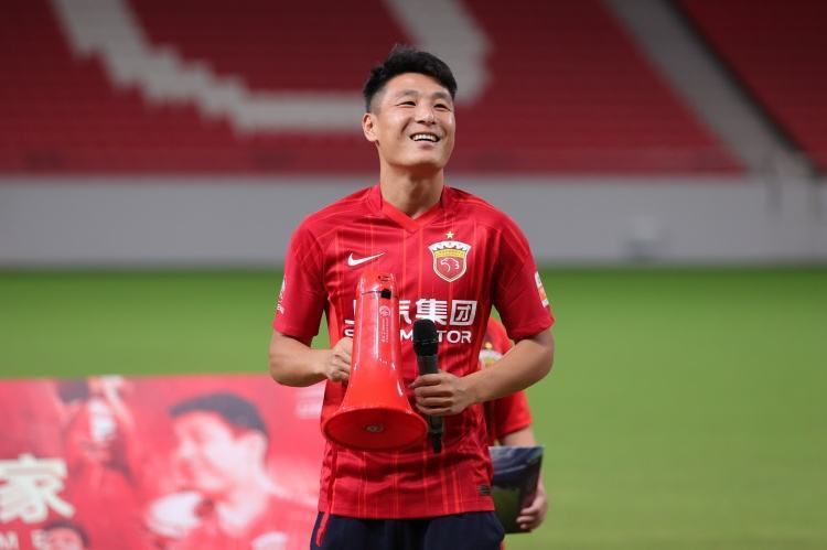 年轻漂亮小老师高潮