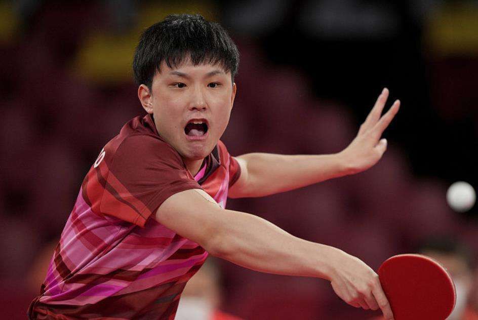 皱眉的兴奋